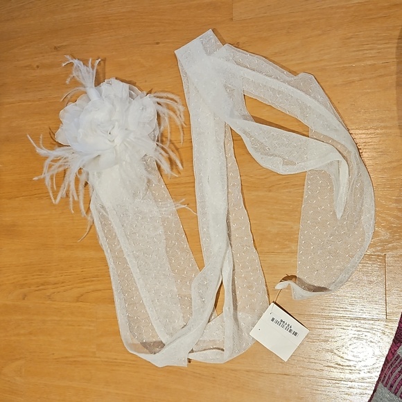 Nwt Floral bridal sash belt - Picture 3 of 4